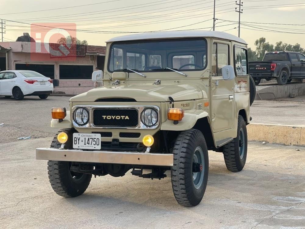 Toyota Land Cruiser